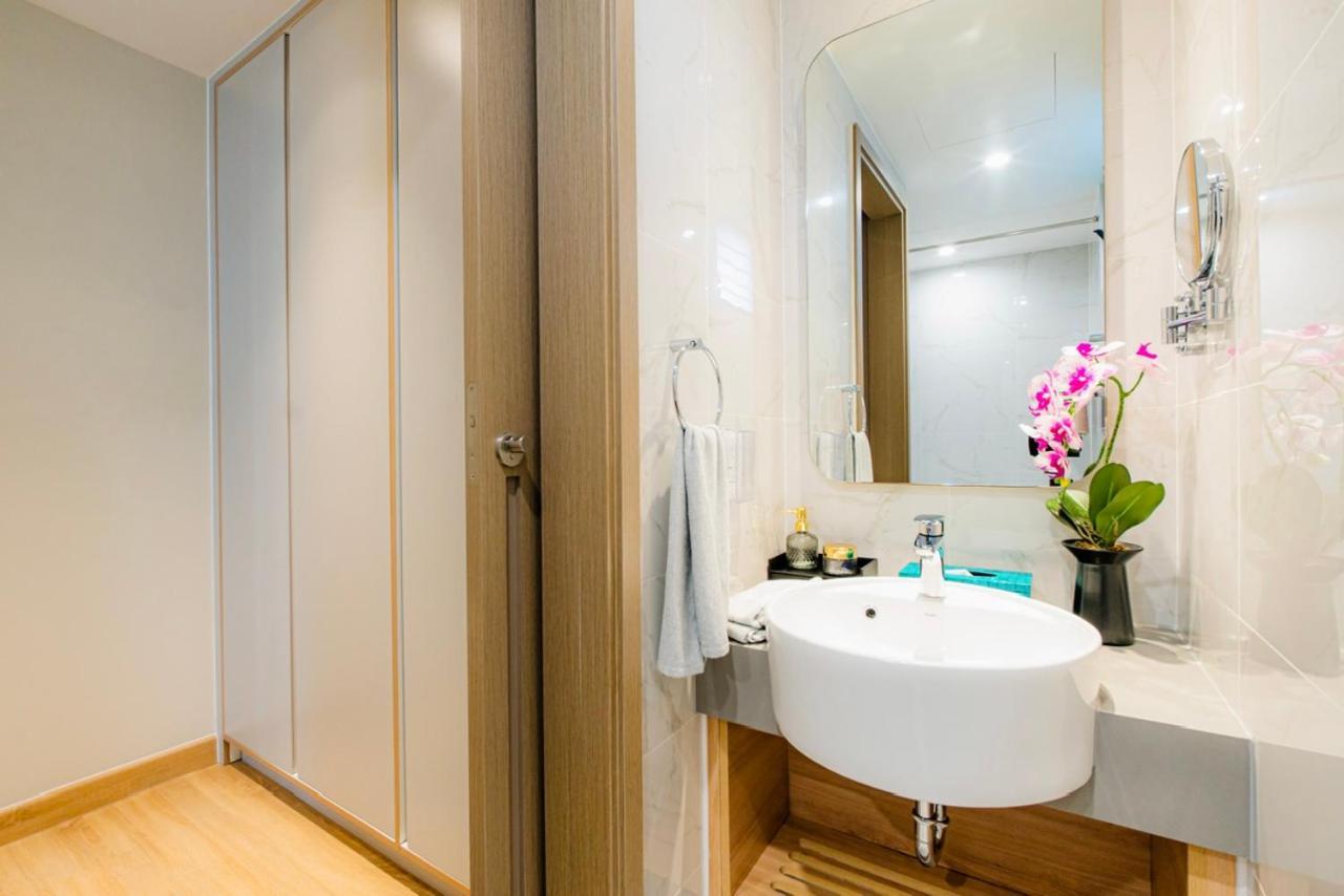 Zenity Luxury Apartment In District 1 Since 2024 Ciudad Ho Chi Minh  Exterior foto