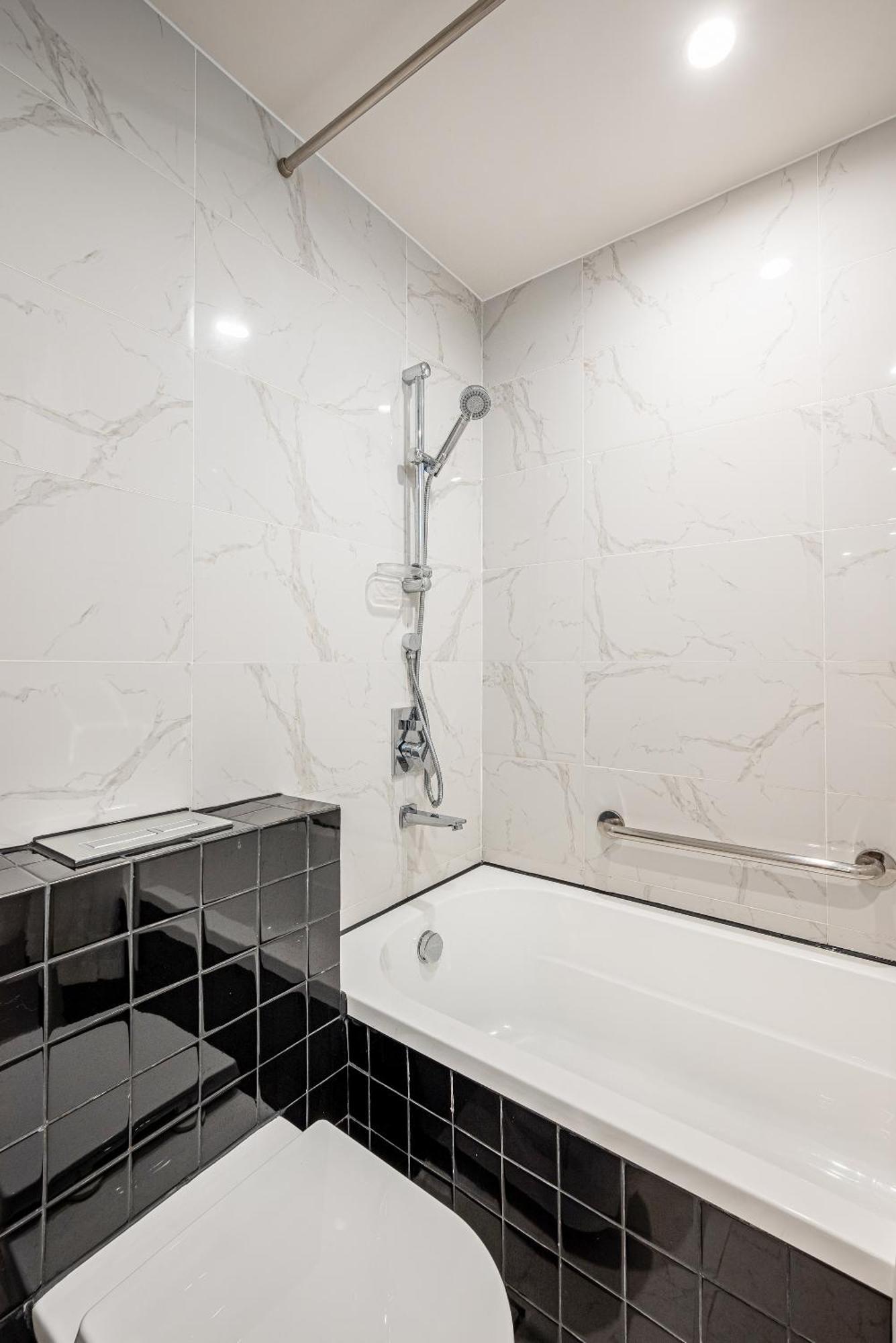Zenity Luxury Apartment In District 1 Since 2024 Ciudad Ho Chi Minh  Exterior foto